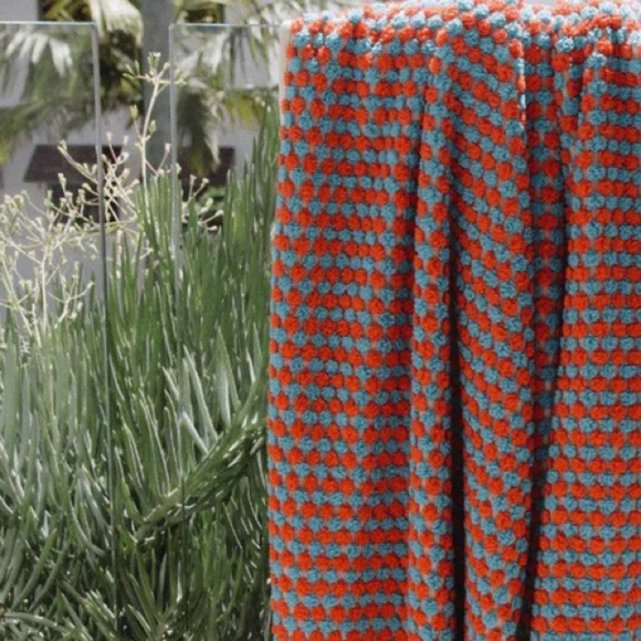 Mayde Home Crescent towel Cuba 'Beach towel’ in NWT 100% Buldan cotton - Picture 8 of 10